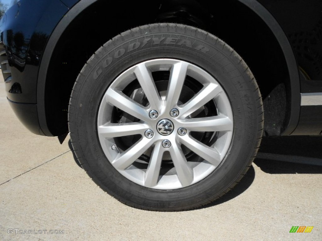 2012 Volkswagen Touareg TDI Sport 4XMotion Wheel Photo #56028668