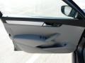 Platinum Gray Metallic - Passat 2.5L SE Photo No. 10