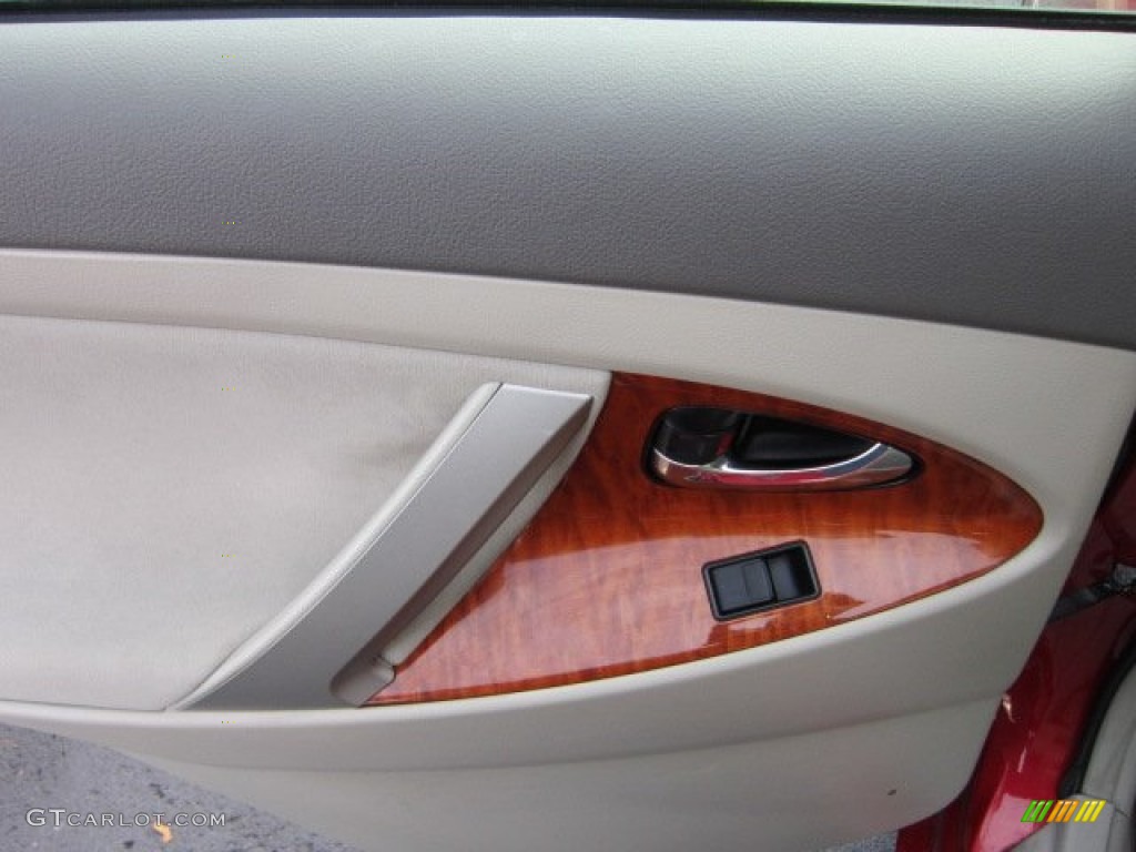 2008 Camry XLE - Barcelona Red Metallic / Bisque photo #15