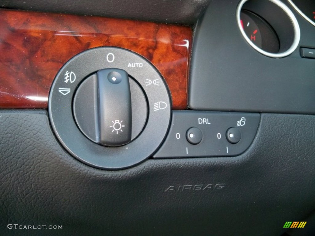 2009 Audi A4 2.0T Cabriolet Controls Photo #56030795