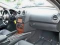 Black - ML 350 4Matic Photo No. 26