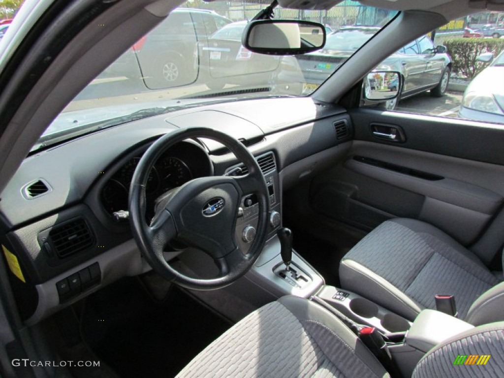 2005 Subaru Forester 2.5 XS interior Photo #56032644