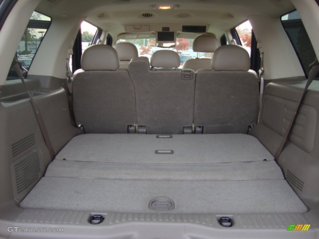 2005 Ford Explorer Limited 4x4 Trunk Photo #56034923