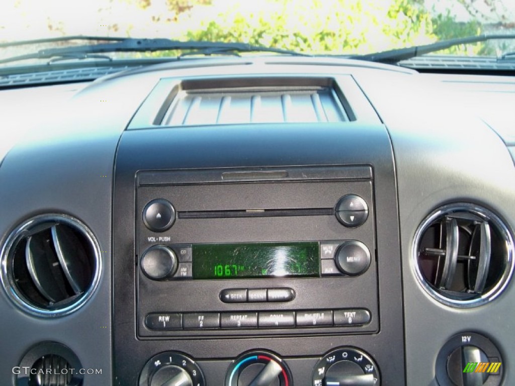 2006 F150 XLT SuperCab - Black / Medium/Dark Flint photo #29