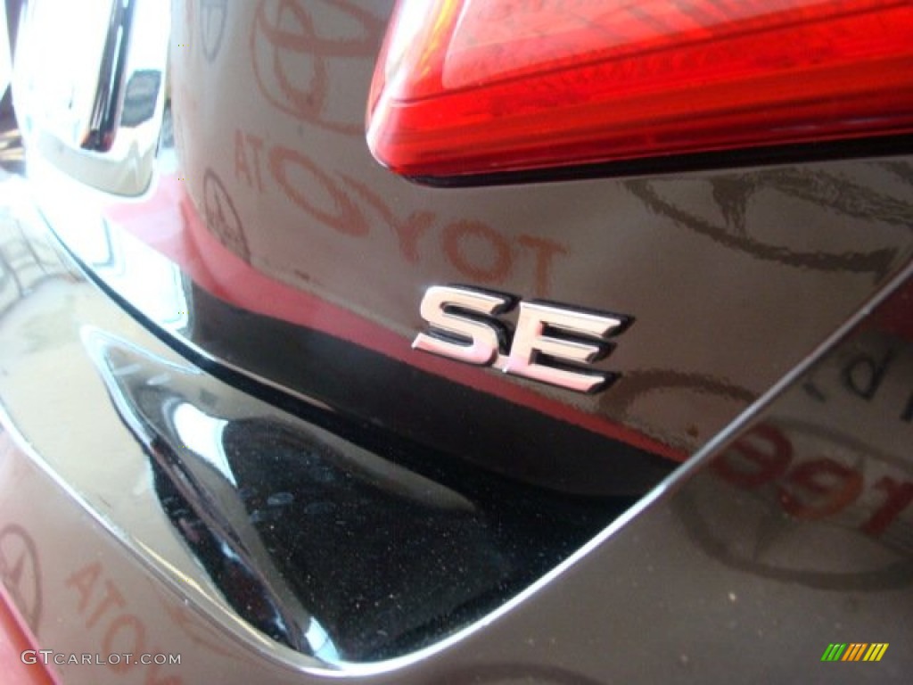 2009 Camry SE V6 - Black / Charcoal photo #8