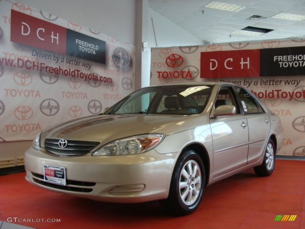 2002 Camry XLE V6 - Desert Sand Mica / Taupe photo #1