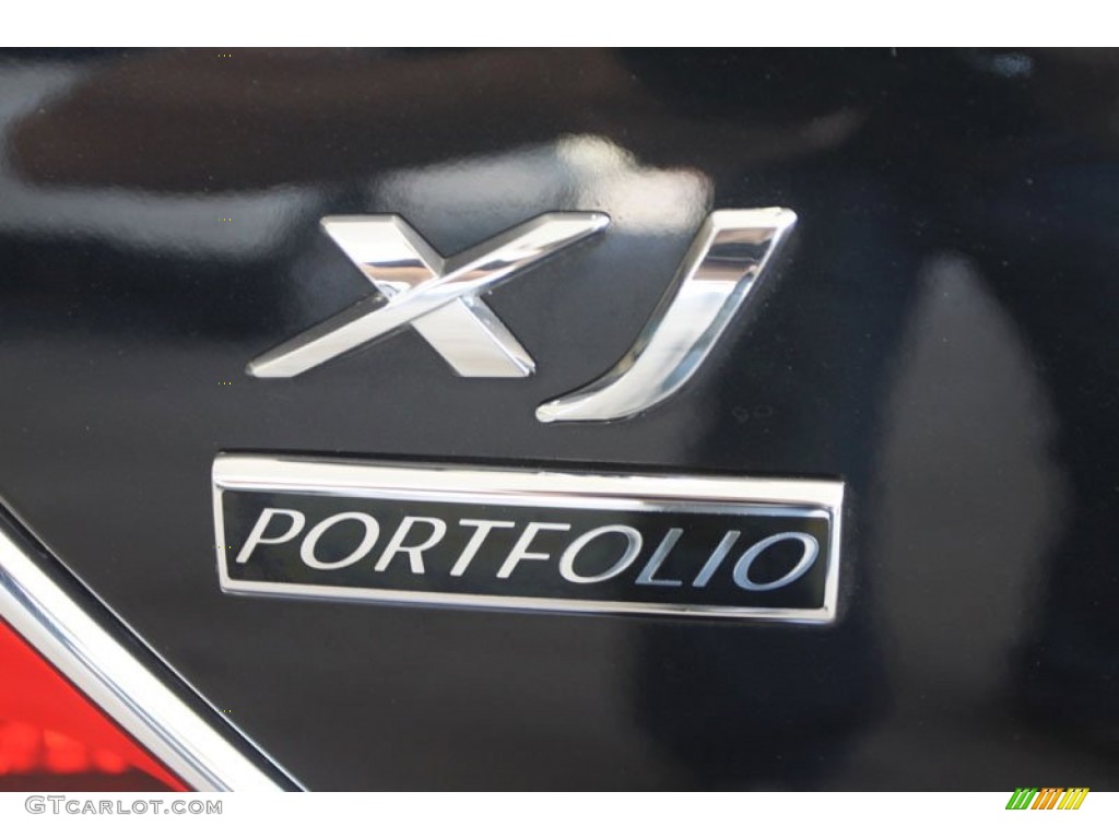 2009 Jaguar XJ Super V8 Portfolio Marks and Logos Photos