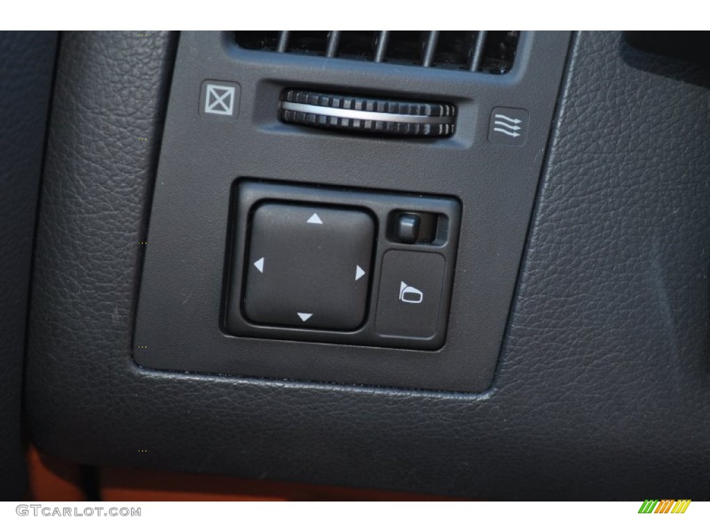 2004 Infiniti FX 45 AWD Controls Photo #56046506