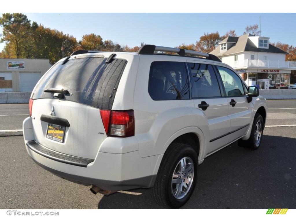 2006 Endeavor LS AWD - Dover White Pearl / Charcoal photo #3
