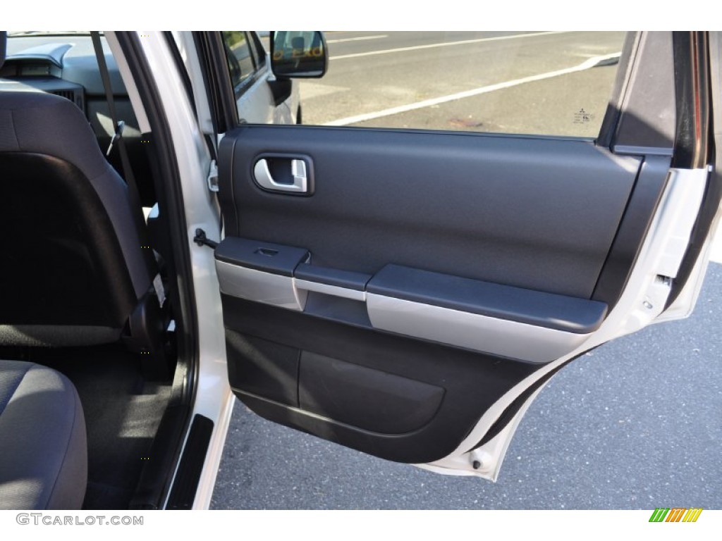 2006 Mitsubishi Endeavor LS AWD Charcoal Door Panel Photo #56048972