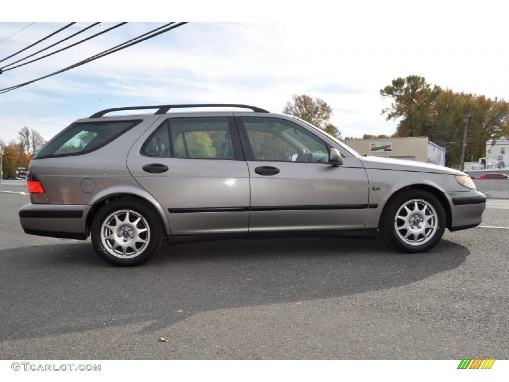 2001 Saab 9-5 Wagon Exterior Photos