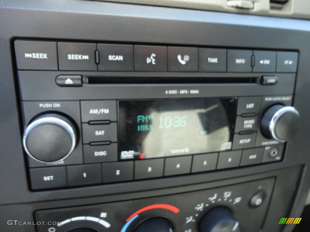 2010 Dodge Dakota Big Horn Crew Cab Audio System Photo #56052380