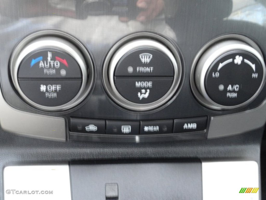 2009 Mazda MAZDA5 Grand Touring Controls Photos