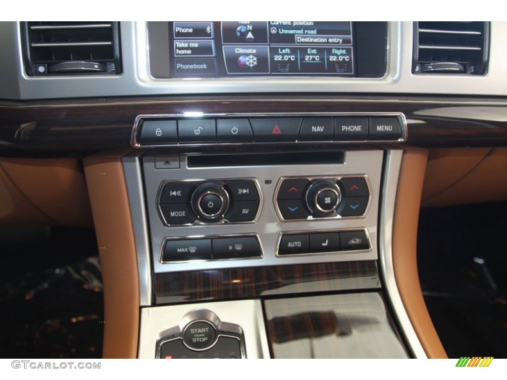 2012 Jaguar XF Portfolio Controls Photo #56060066