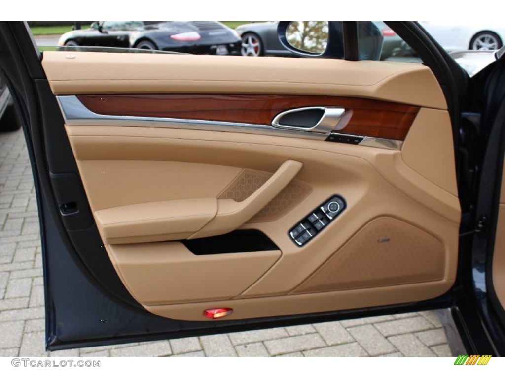 2012 Porsche Panamera 4 Luxor Beige Door Panel Photo #56061152