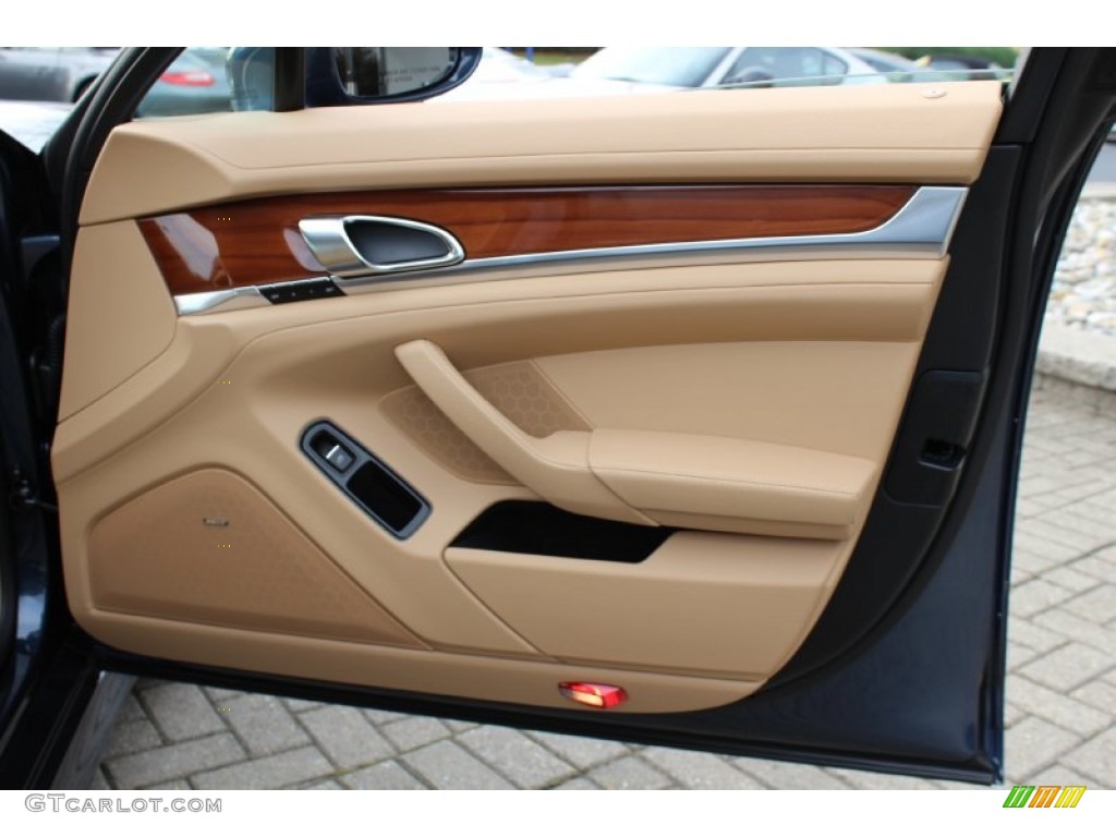 2012 Porsche Panamera 4 Luxor Beige Door Panel Photo #56061288