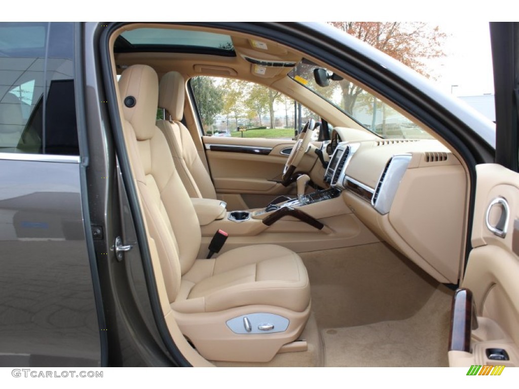 2012 Porsche Cayenne S interior Photo #56061599