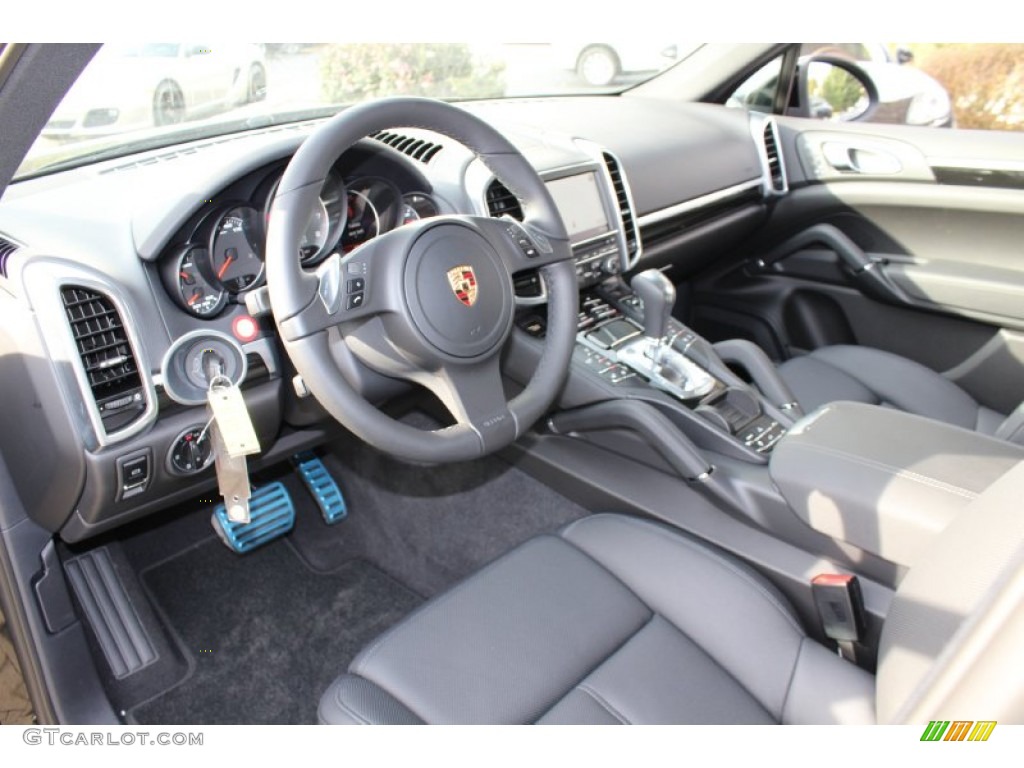Black Interior 2012 Porsche Cayenne S Hybrid Photo #56062631