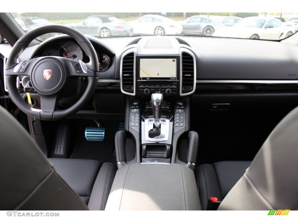 2012 Porsche Cayenne S Hybrid Black Dashboard Photo #56062661