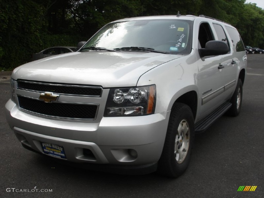 Sheer Silver Metallic Chevrolet Suburban