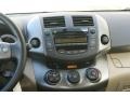 2011 Toyota RAV4 V6 4WD Controls