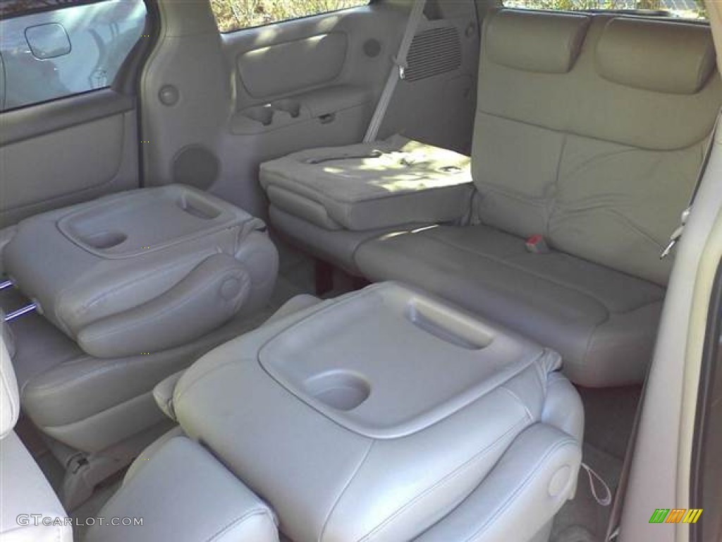 2005 Sienna XLE - Desert Sand Mica / Taupe photo #7