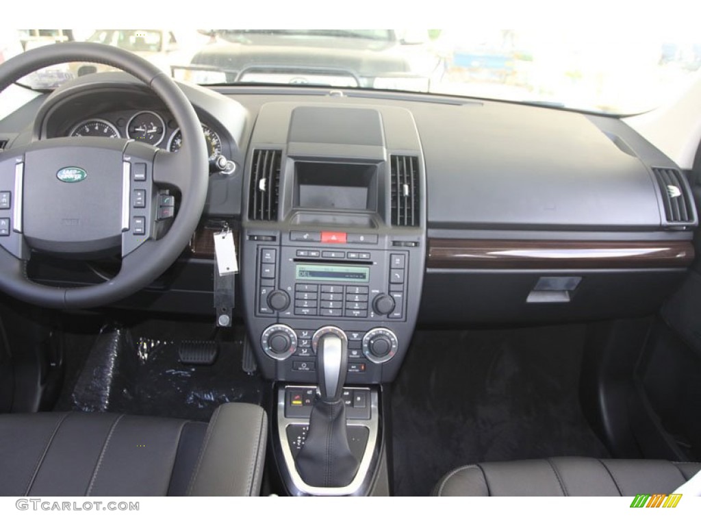 2011 Land Rover LR2 HSE Ebony Dashboard Photo #56069729