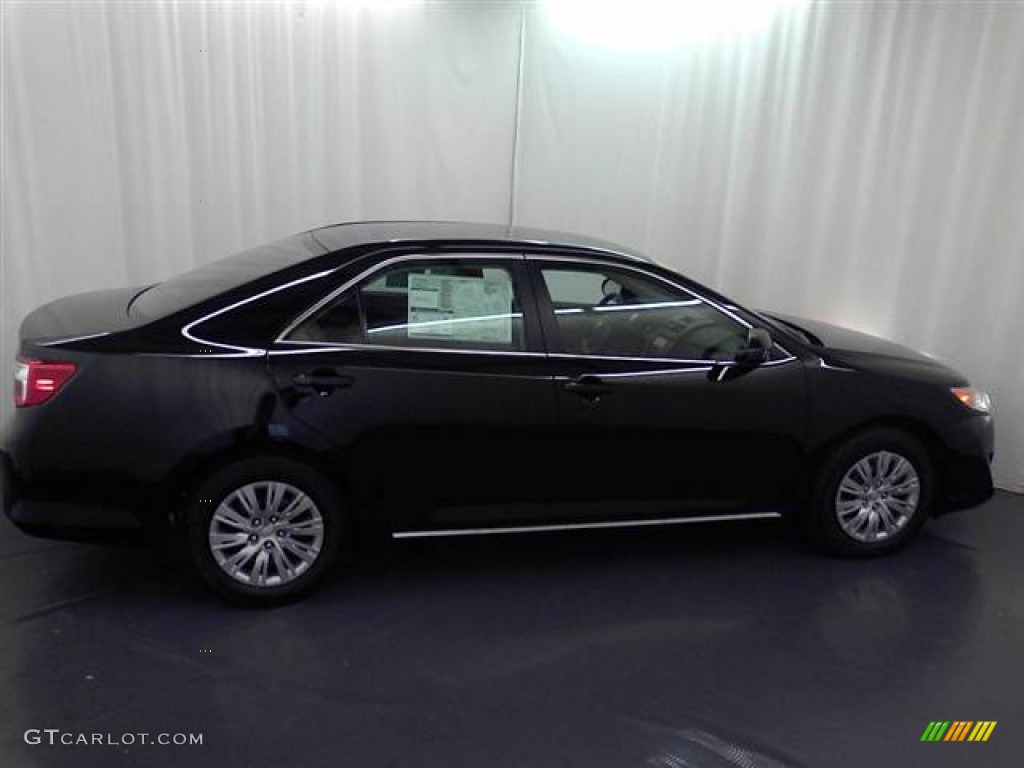 2012 Camry LE - Attitude Black Metallic / Ivory photo #4