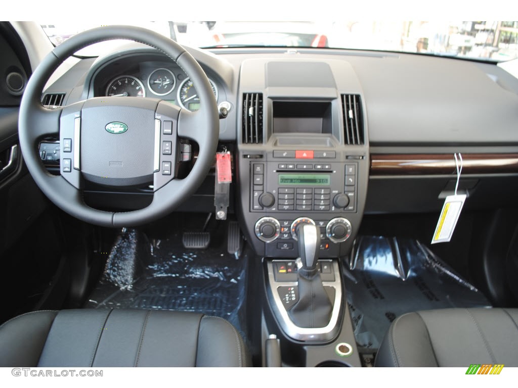 2011 Land Rover LR2 HSE Ebony Dashboard Photo #56071295