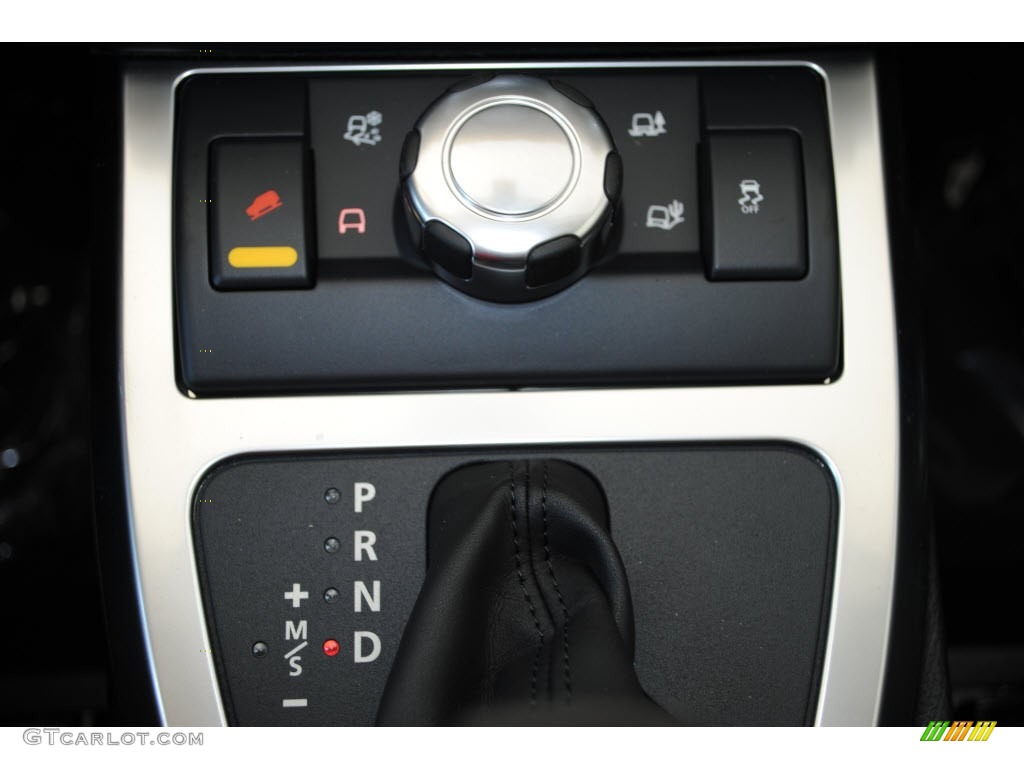 2011 Land Rover LR2 HSE Controls Photo #56071568