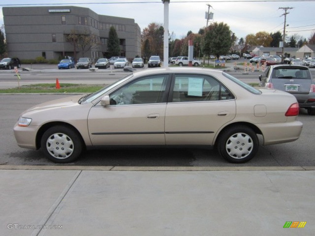 2000 Accord LX Sedan - Naples Gold Metallic / Ivory photo #4