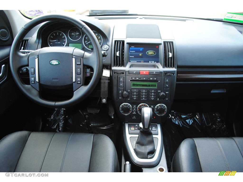 2011 Land Rover LR2 HSE Ebony Dashboard Photo #56072686