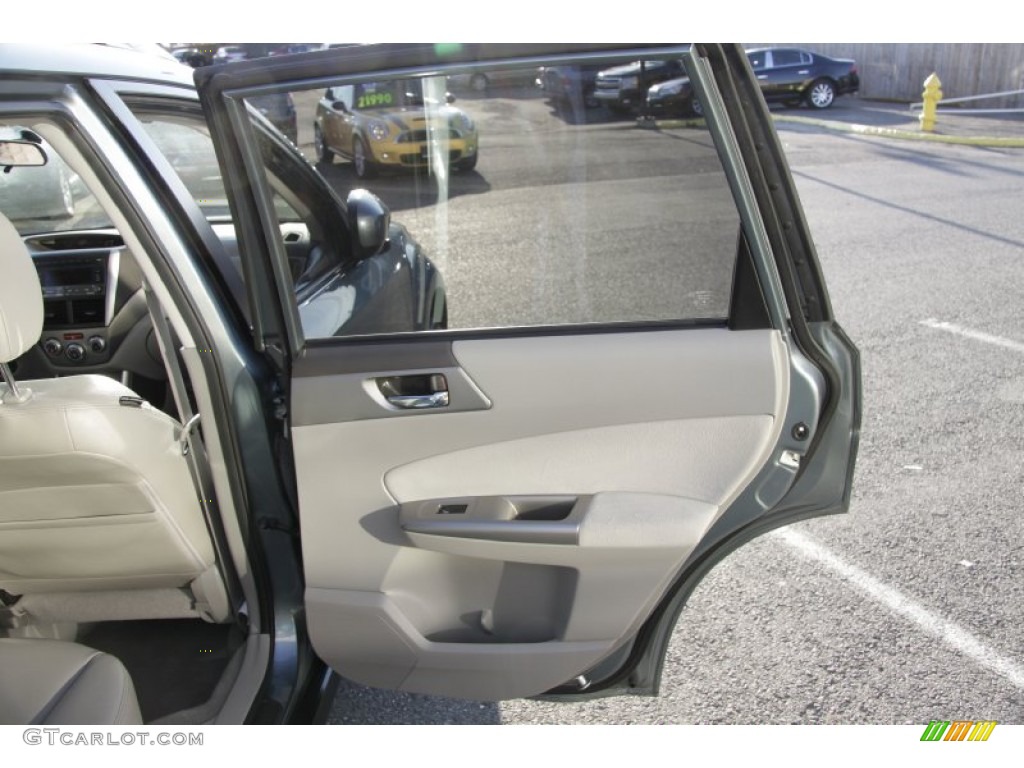 2009 Forester 2.5 X L.L.Bean Edition - Sage Green Metallic / Platinum photo #21