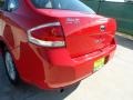 Vermillion Red - Focus SE Sedan Photo No. 18