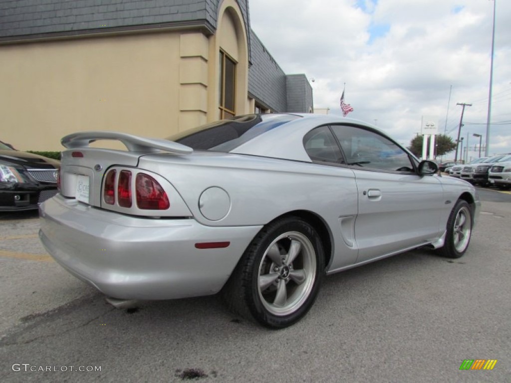 1998 Mustang GT Coupe - Silver Metallic / Black photo #3