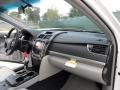 Super White - Camry LE Photo No. 19