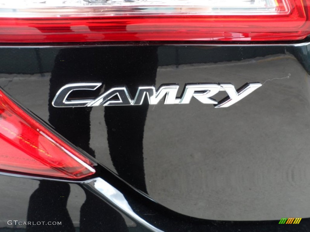 2012 Toyota Camry SE V6 Marks and Logos Photo #56077934