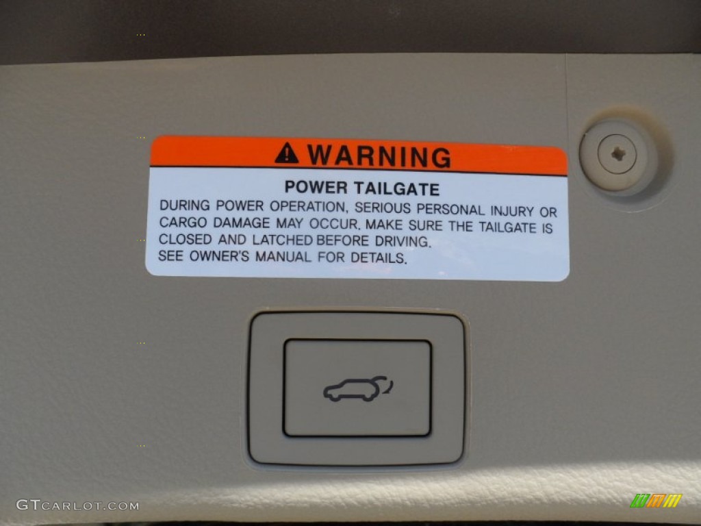 2012 Hyundai Veracruz Limited Controls Photo #56079083