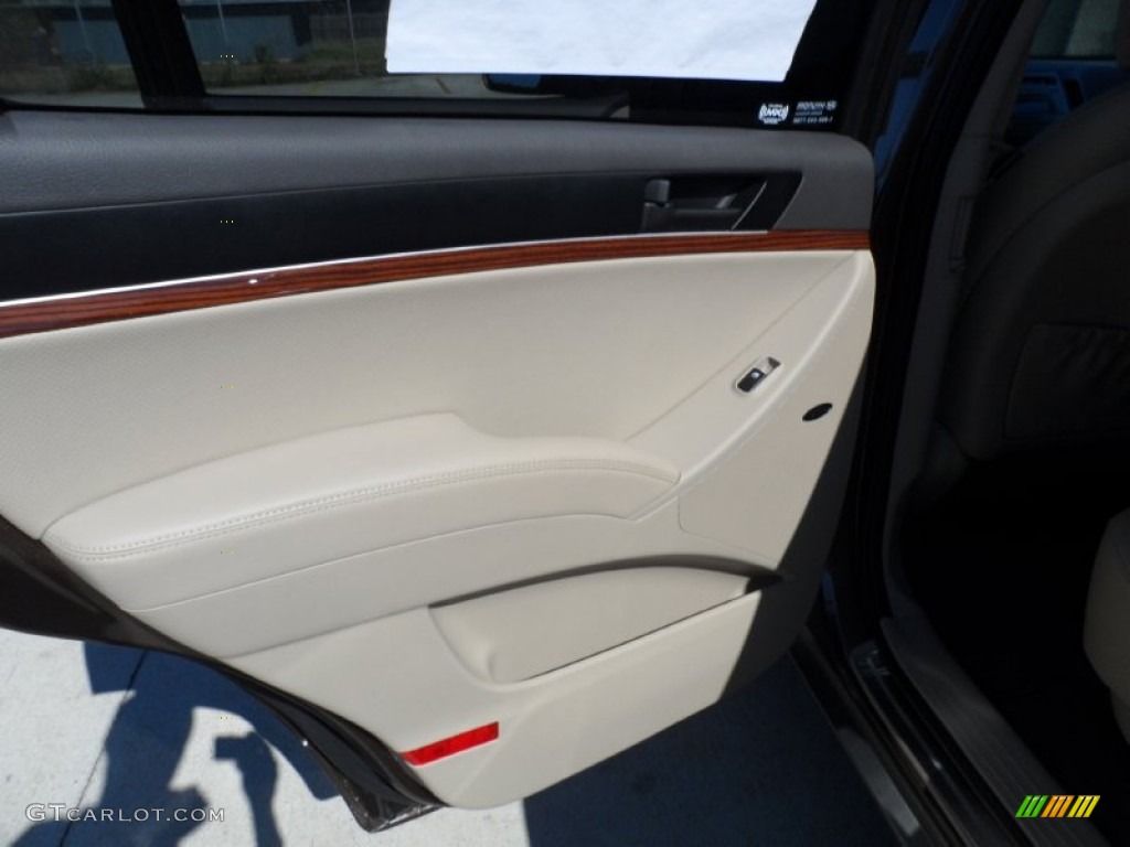 2012 Hyundai Veracruz Limited Beige Door Panel Photo #56079095