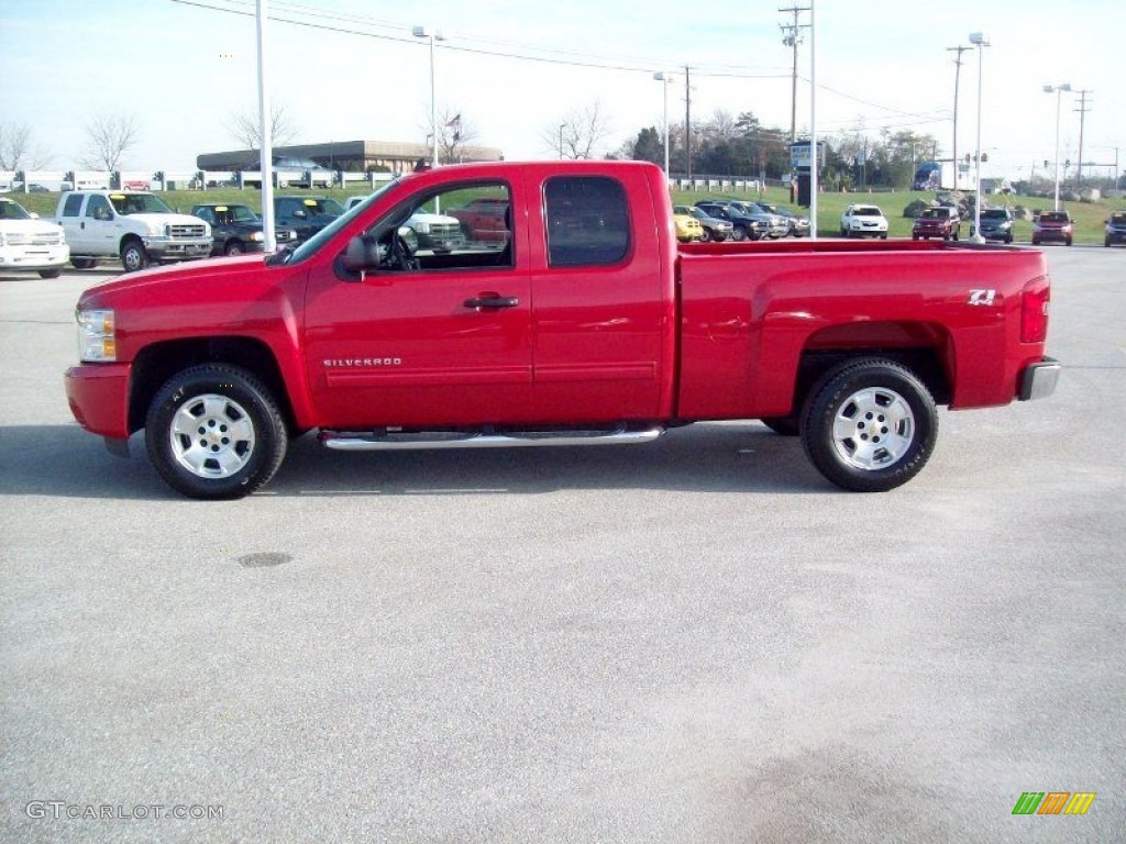 2011 Silverado 1500 LT Extended Cab 4x4 - Victory Red / Ebony photo #13