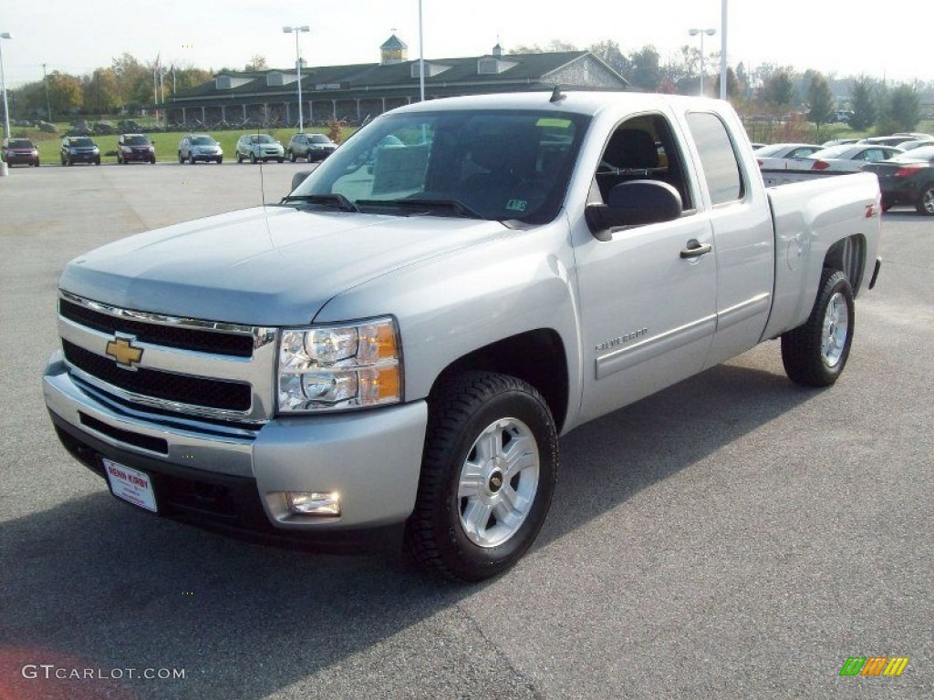 2011 Silverado 1500 LT Extended Cab 4x4 - Sheer Silver Metallic / Ebony photo #10