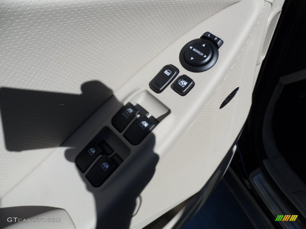 2012 Hyundai Veracruz Limited Controls Photo #56079350