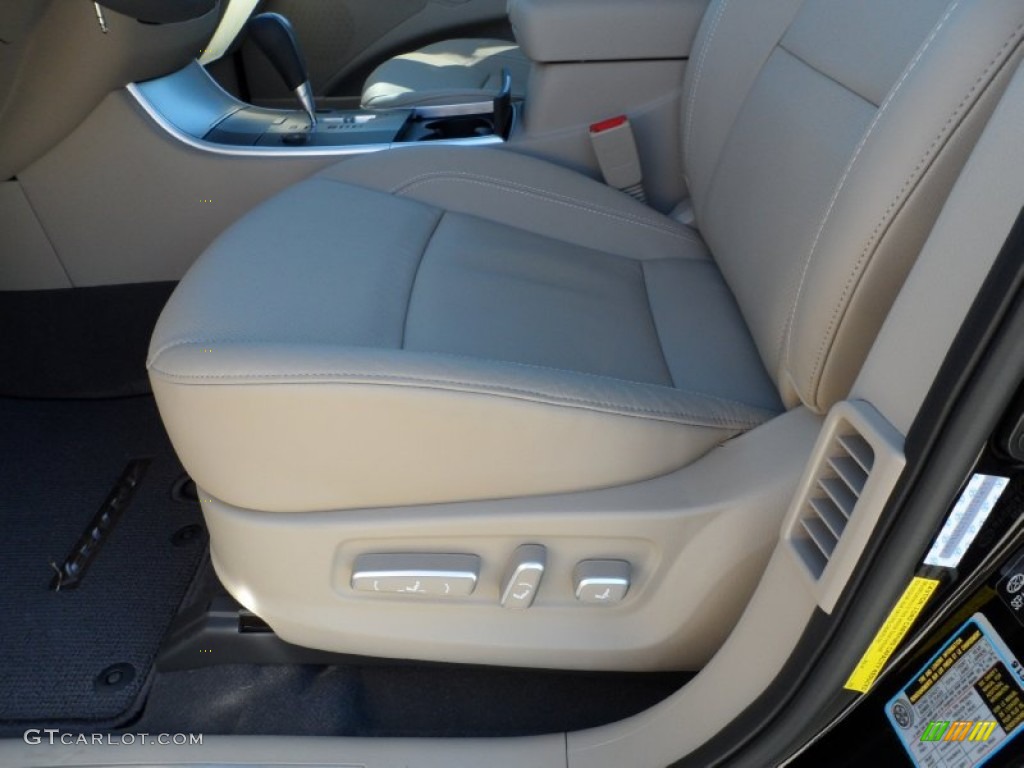 2012 Hyundai Veracruz Limited Controls Photo #56079361