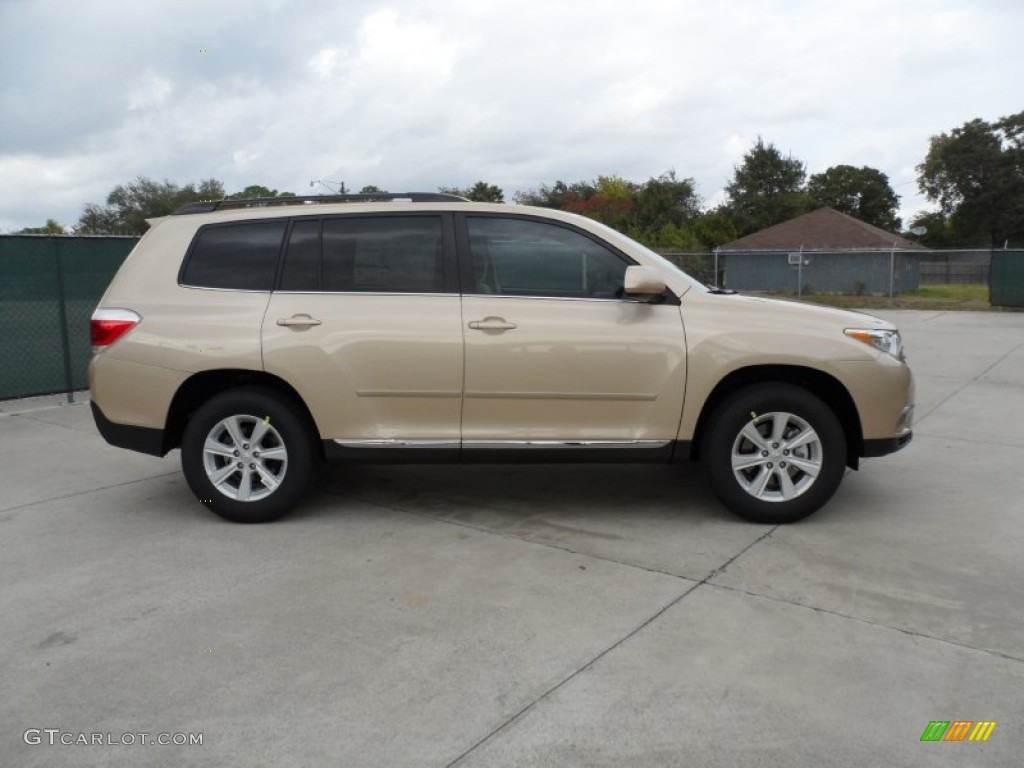 Sandy Beach Metallic 2012 Toyota Highlander V6 Exterior Photo #56079783
