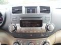 2012 Toyota Highlander Sand Beige Interior Audio System Photo