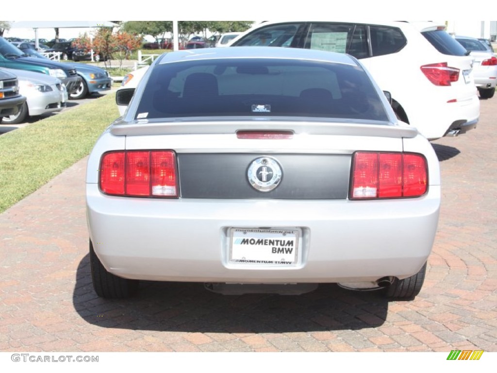 2009 Mustang V6 Coupe - Brilliant Silver Metallic / Light Graphite photo #9