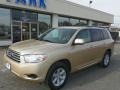Sandy Beach Metallic - Highlander V6 4WD Photo No. 1