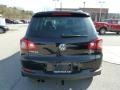 Deep Black Metallic - Tiguan SE 4Motion Photo No. 4