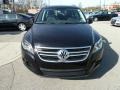 Deep Black Metallic - Tiguan SE 4Motion Photo No. 8