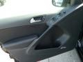 Deep Black Metallic - Tiguan SE 4Motion Photo No. 13